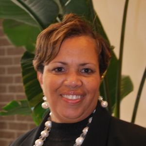 Meet your Posher, Pamela